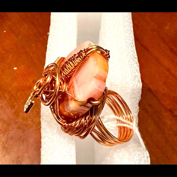 AGATE & CRYSTAL CHARM RING - Picture 5 of 13